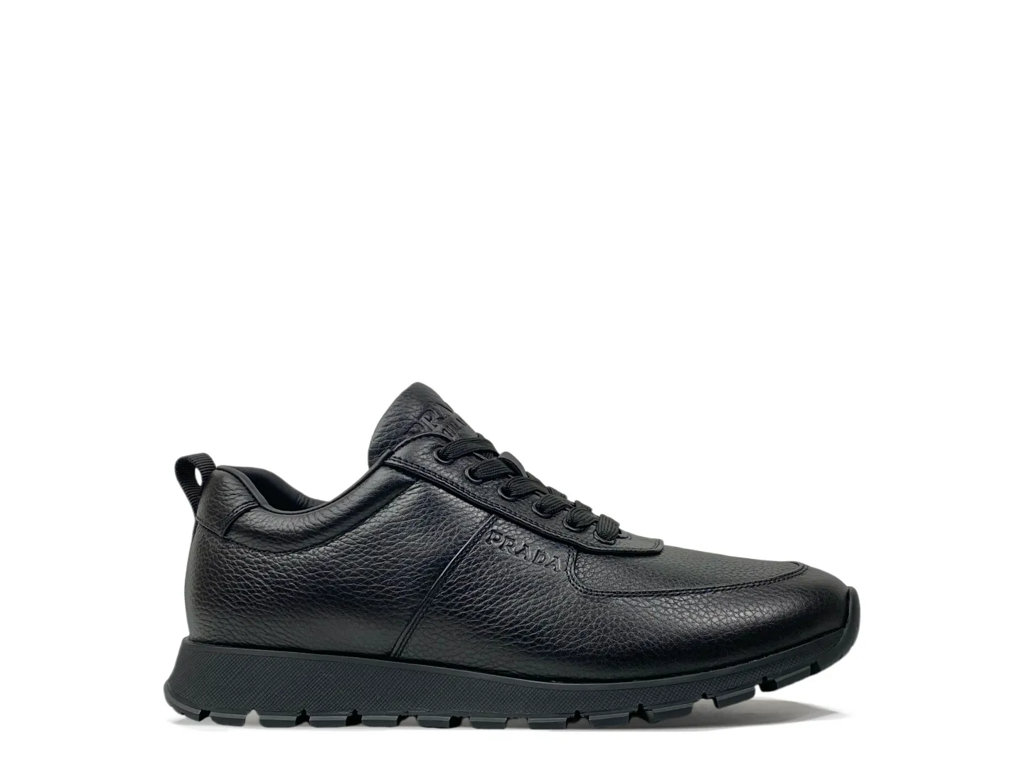 💰700 PRAD*Prax 01 Soft leather sneakers ♞size; 39~46 Form and function merge into one, sports inspiration and exquisite craftsmanship quietly meet: Prada men’s sneaker series features unique and clever designs, including Prada Downtown, Cloudbust Thunder 57 #Prada Collision Cross.